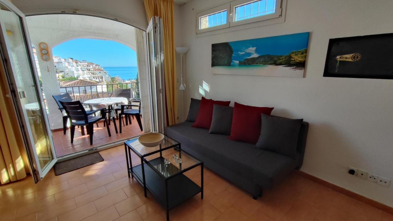 Вілла Casa Christina- Burriana Beach Нерха Екстер'єр фото